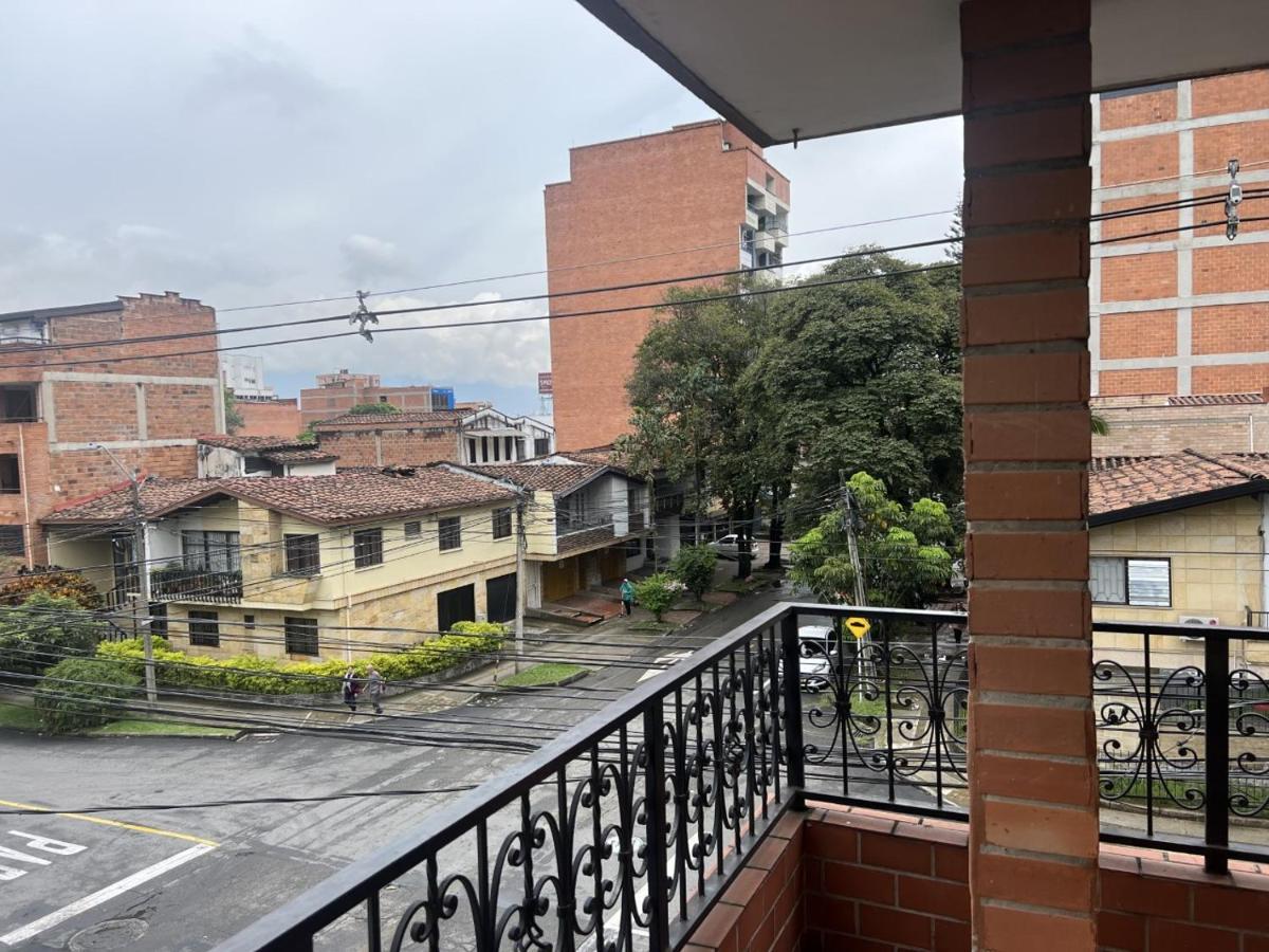 Casahotel De Lujo Colores - Estadio Medellín Exteriér fotografie